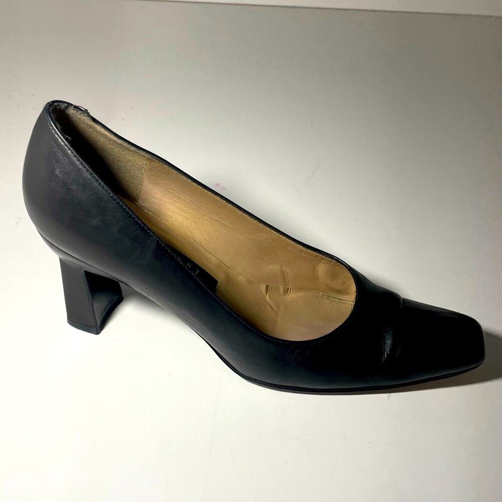 Vintage Stewart Weitzman Black Heels Size 7 AA - Picture 2 of 11
